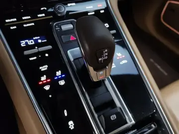 2020 Porsche Panamera с пробегом 37 722 км