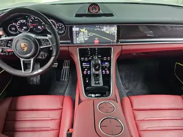 2020 Porsche Panamera с пробегом 14 651 км