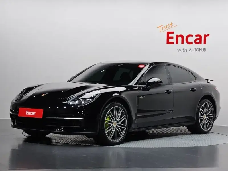 2020 Porsche Panamera с пробегом 56 836 км