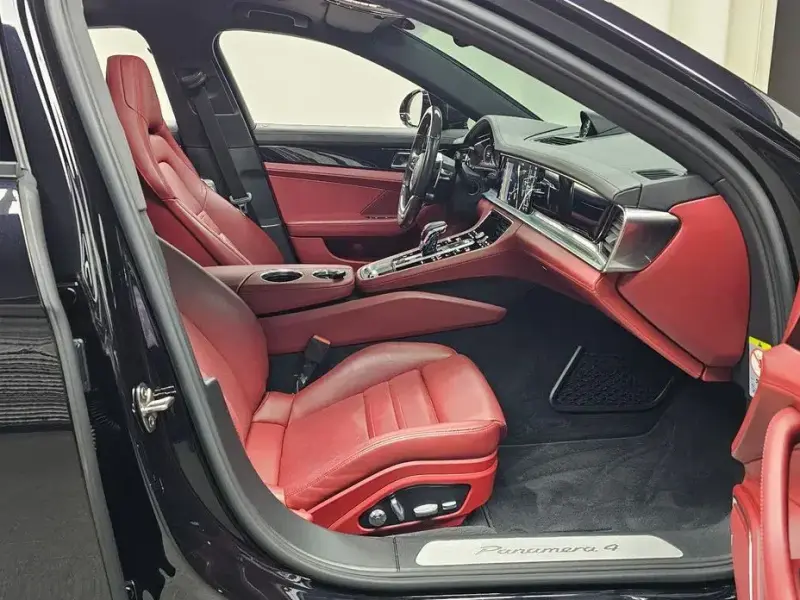 2020 Porsche Panamera с пробегом 56 836 км
