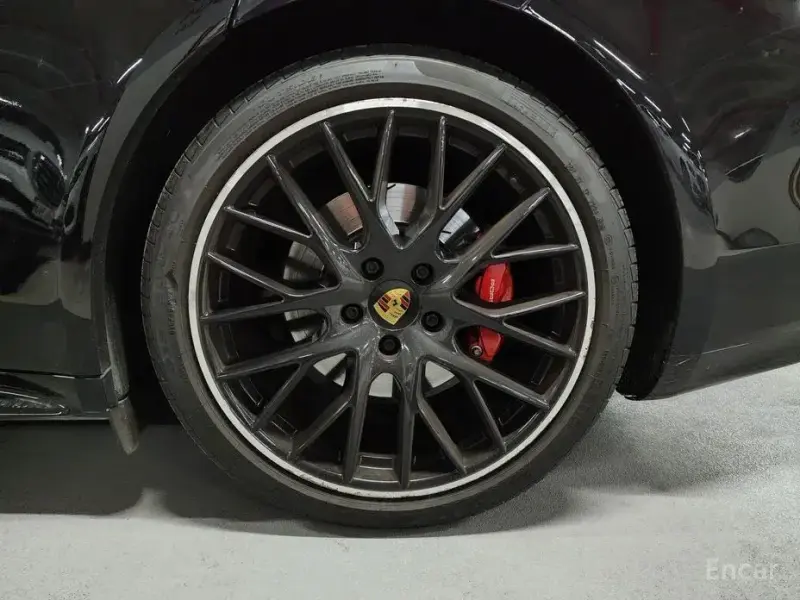 2020 Porsche Panamera с пробегом 37 357 км