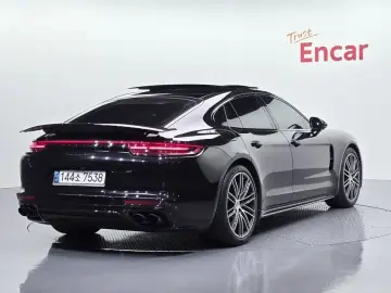 2020 Porsche Panamera с пробегом 39 388 км