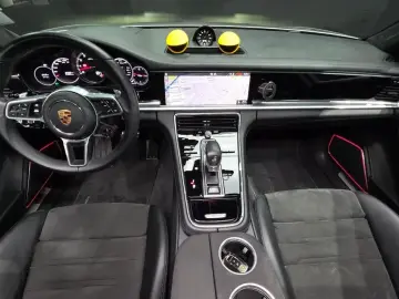 2019 Porsche Panamera с пробегом 35 929 км