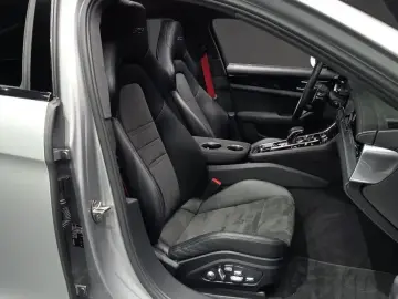 2019 Porsche Panamera с пробегом 35 929 км