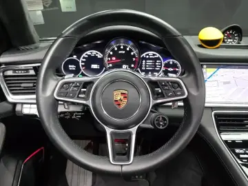 2019 Porsche Panamera с пробегом 35 929 км