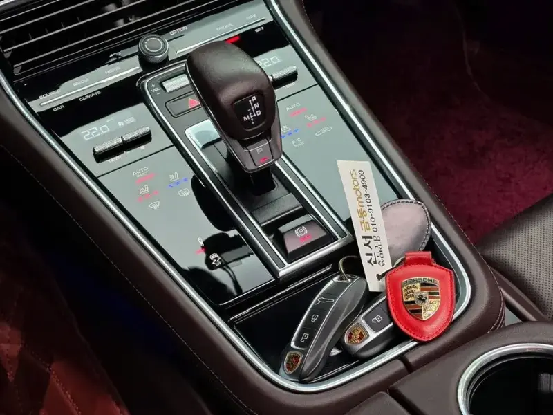 2020 Porsche Panamera с пробегом 49 779 км