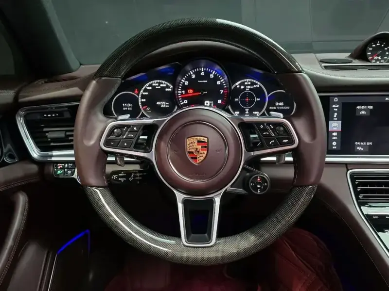 2020 Porsche Panamera с пробегом 49 779 км
