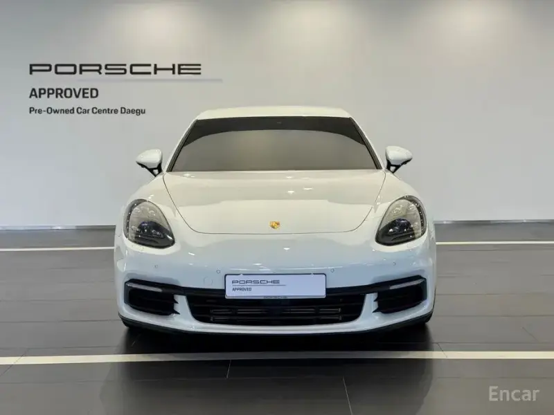 2020 Porsche Panamera с пробегом 49 500 км