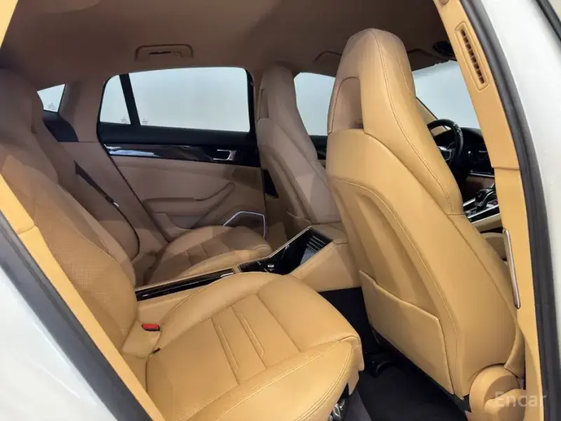 2020 Porsche Panamera с пробегом 49 500 км