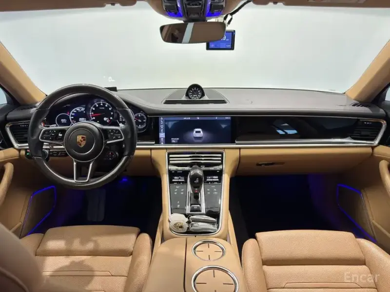 2020 Porsche Panamera с пробегом 49 500 км
