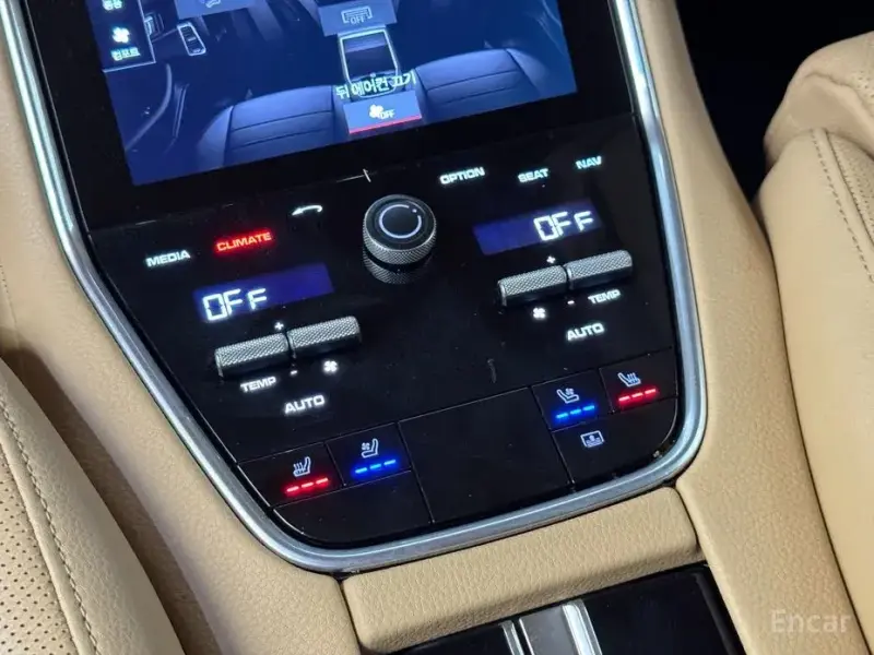 2020 Porsche Panamera с пробегом 49 500 км
