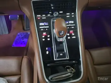 2019 Porsche Panamera с пробегом 55 000 км