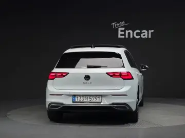 2022 Volkswagen Golf с пробегом 54 768 км