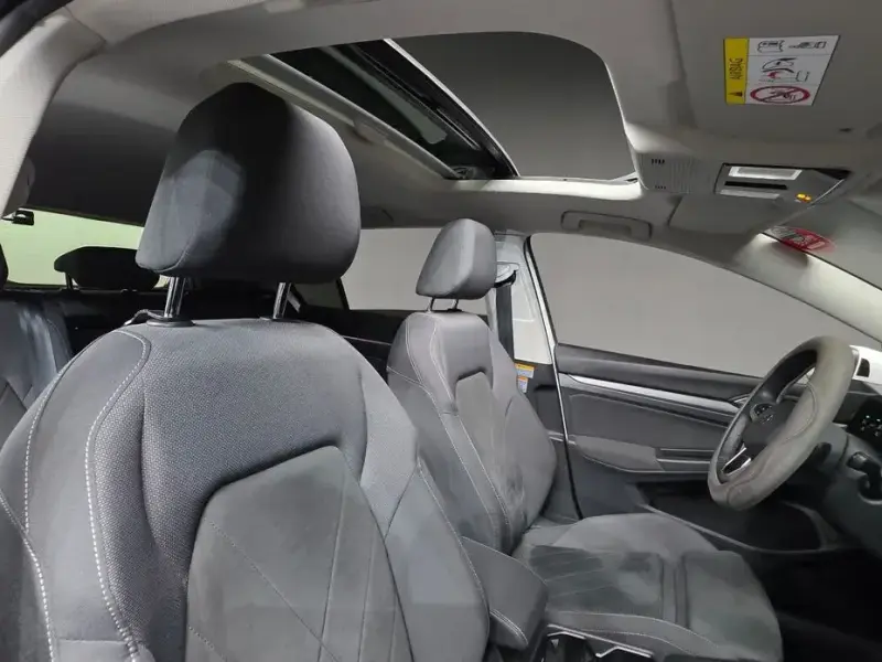 2022 Volkswagen Golf с пробегом 54 768 км