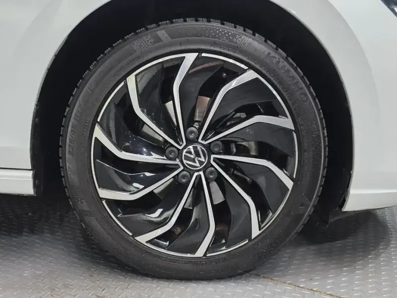 2022 Volkswagen Golf с пробегом 54 768 км