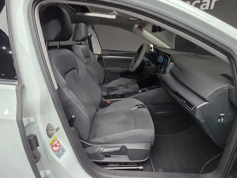 2022 Volkswagen Golf с пробегом 54 768 км