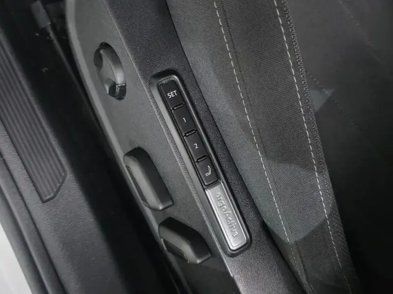 2022 Volkswagen Golf с пробегом 54 768 км