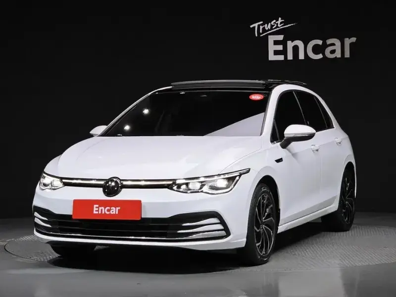 2022 Volkswagen Golf с пробегом 22 508 км