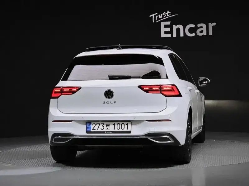 2022 Volkswagen Golf с пробегом 22 508 км