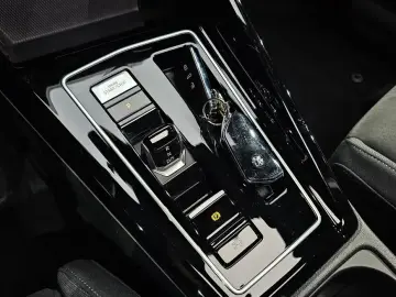 2022 Volkswagen Golf с пробегом 22 508 км