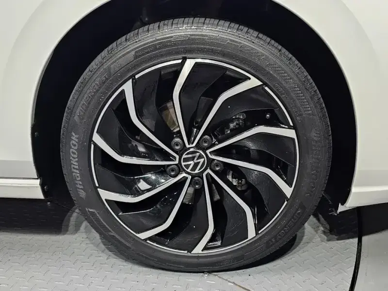2022 Volkswagen Golf с пробегом 22 508 км