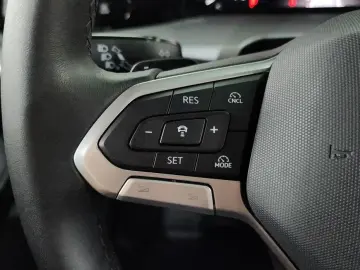 2025 Volkswagen Golf с пробегом 24 677 км