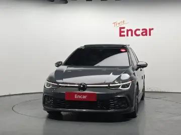 2023 Volkswagen Golf с пробегом 11 613 км