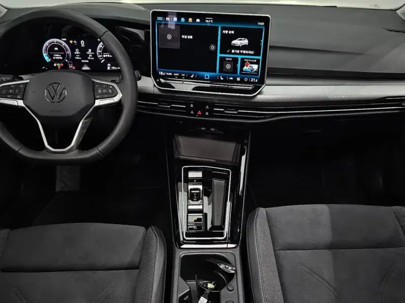 2026 Volkswagen Golf с пробегом 1 740 км
