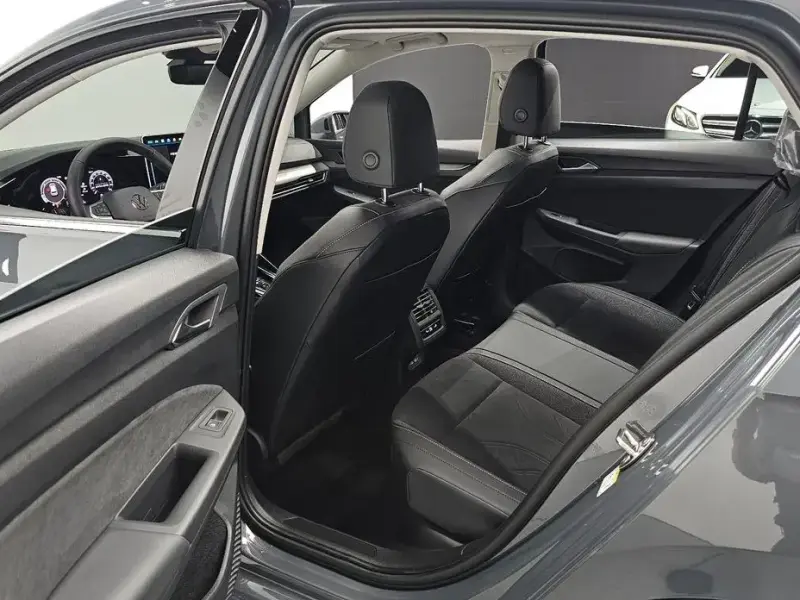 2026 Volkswagen Golf с пробегом 1 740 км