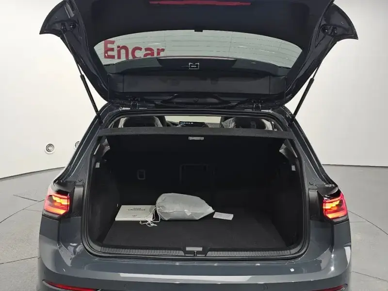 2026 Volkswagen Golf с пробегом 1 740 км