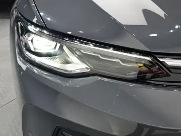 2026 Volkswagen Golf с пробегом 1 740 км