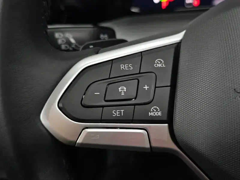 2026 Volkswagen Golf с пробегом 1 740 км