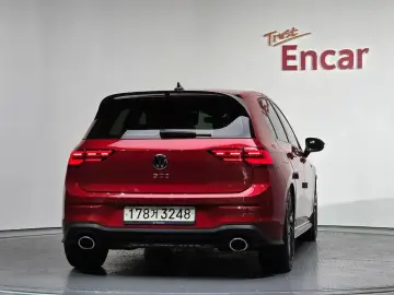 2022 Volkswagen Golf с пробегом 40 143 км