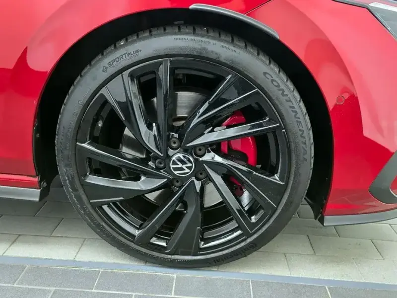 2022 Volkswagen Golf с пробегом 40 143 км