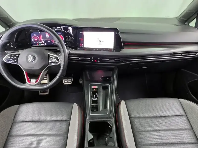 2022 Volkswagen Golf с пробегом 40 143 км