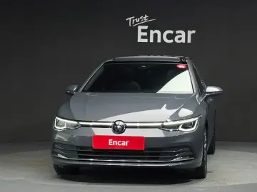 2022 Volkswagen Golf с пробегом 27 959 км