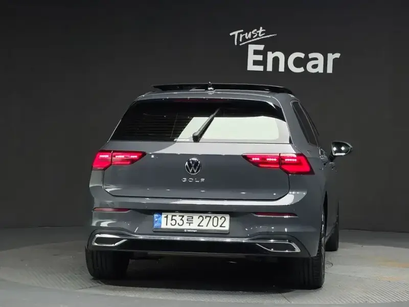 2022 Volkswagen Golf с пробегом 27 959 км