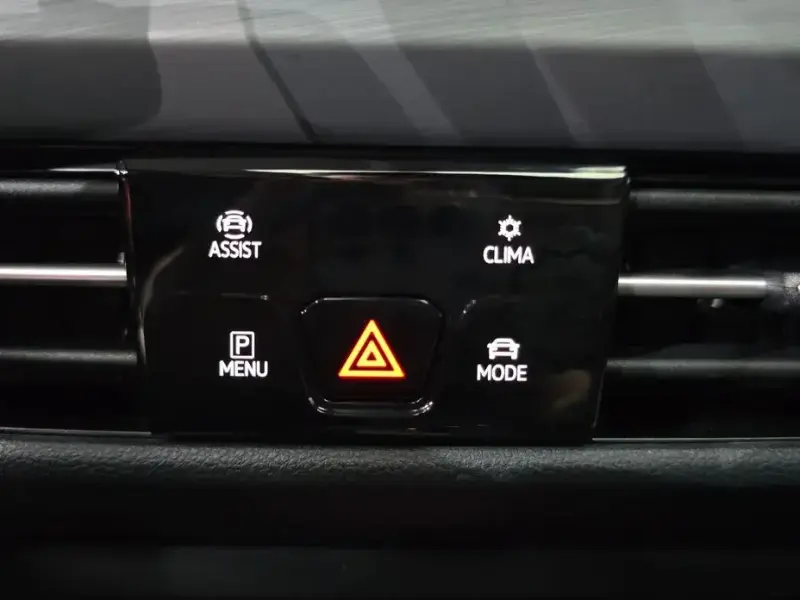 2022 Volkswagen Golf с пробегом 27 959 км