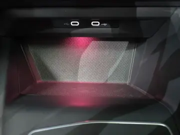 2022 Volkswagen Golf с пробегом 27 959 км
