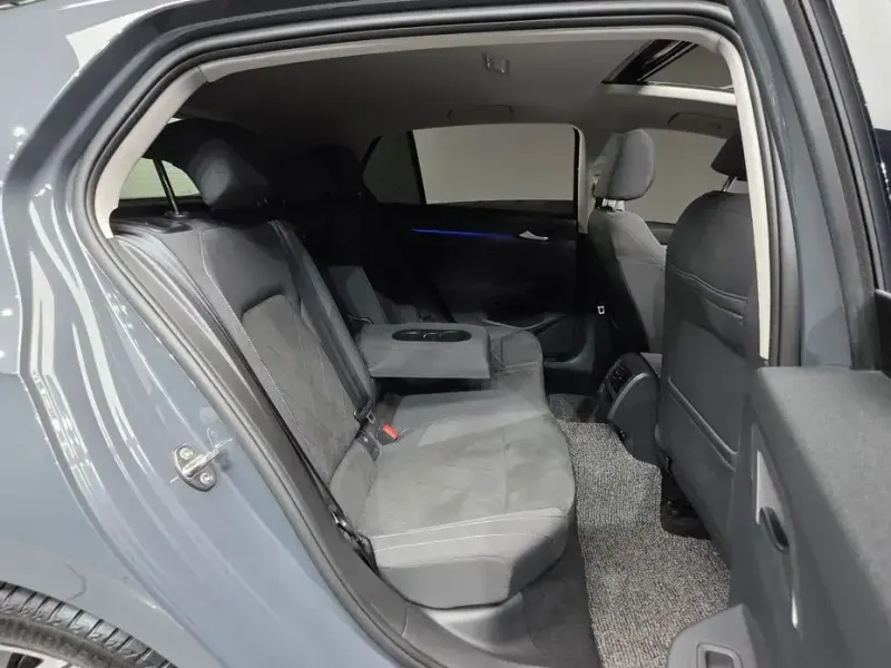 2022 Volkswagen Golf с пробегом 27 959 км