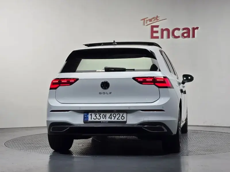 2023 Volkswagen Golf с пробегом 39 984 км