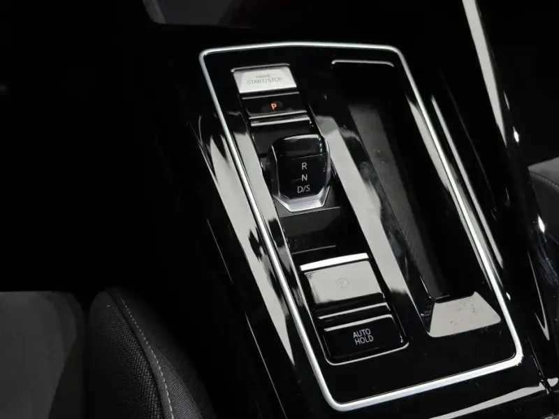 2023 Volkswagen Golf с пробегом 39 984 км