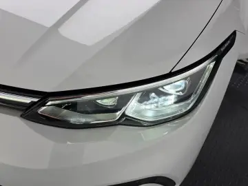 2023 Volkswagen Golf с пробегом 39 984 км