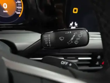 2023 Volkswagen Golf с пробегом 39 984 км