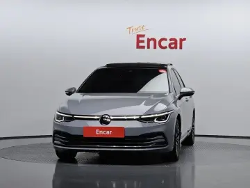 2024 Volkswagen Golf с пробегом 63 906 км