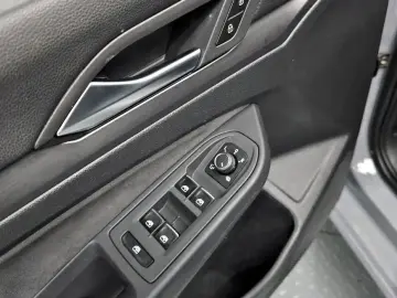 2024 Volkswagen Golf с пробегом 63 906 км