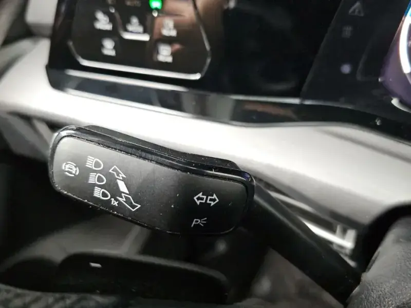 2024 Volkswagen Golf с пробегом 63 906 км