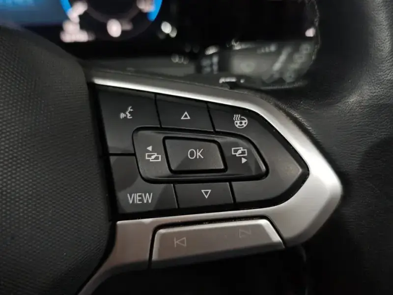 2024 Volkswagen Golf с пробегом 63 906 км