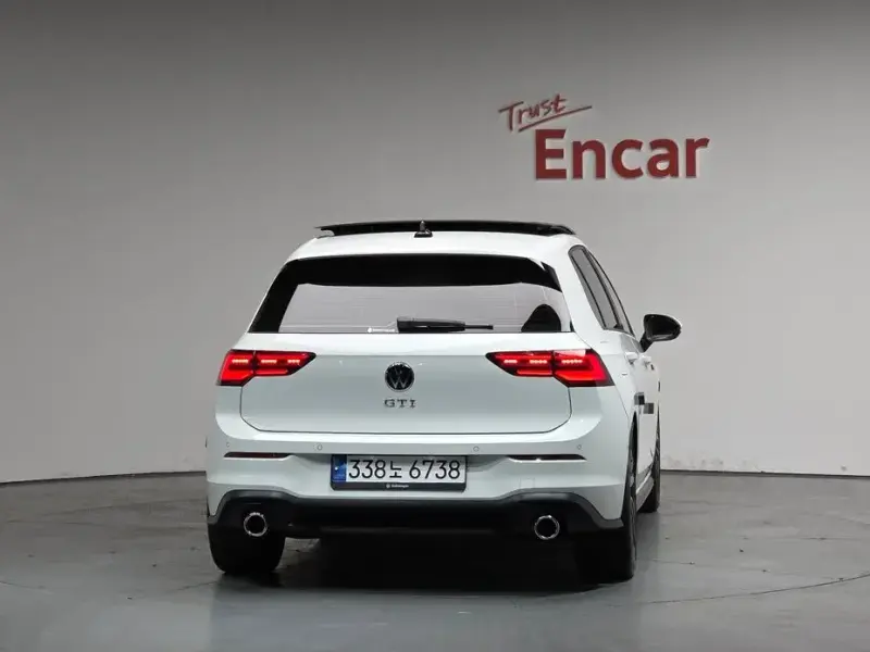 2023 Volkswagen Golf с пробегом 11 409 км