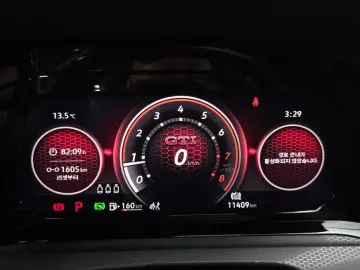 2023 Volkswagen Golf с пробегом 11 409 км